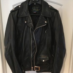 Schott NYC Perfecto leather jacket - size Large